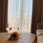 Vinea 酒店 Arape-Rashbulli