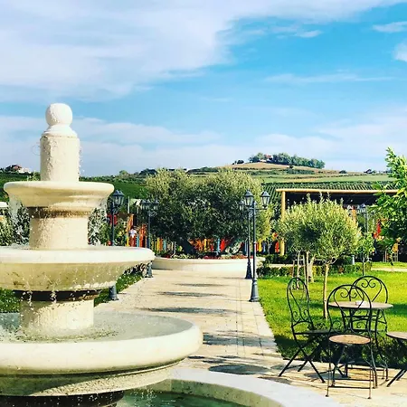 Vinea ホテル Arape-Rashbulli