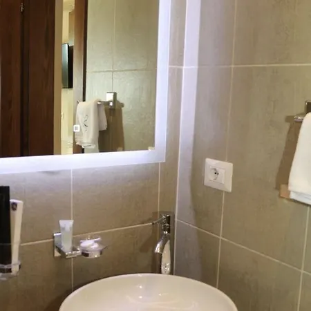 Vinea Arape-Rashbulli